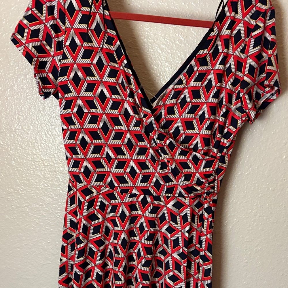 Kayleigh Geometric Patterned Dress - Red and Black - Picture 5 of 5
